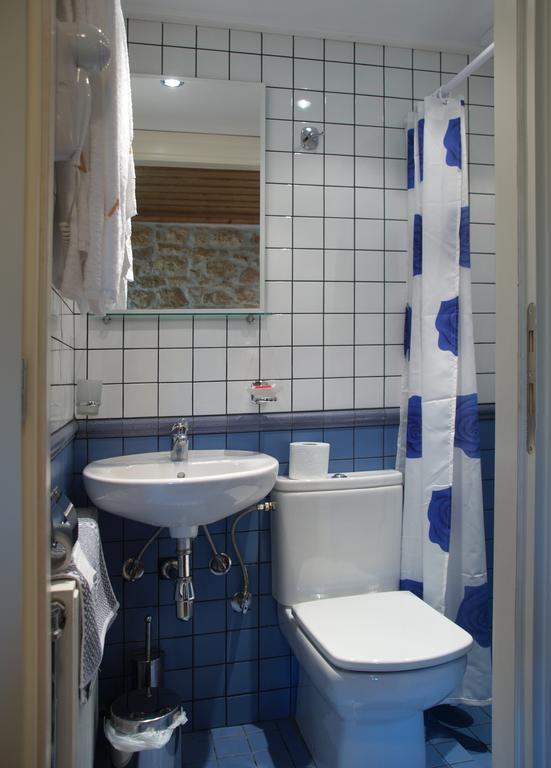 Oihalia Guesthouse Fidhákia Quarto foto