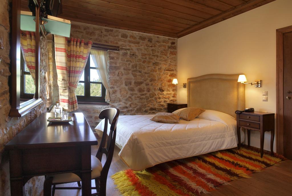 Oihalia Guesthouse Fidhákia Quarto foto